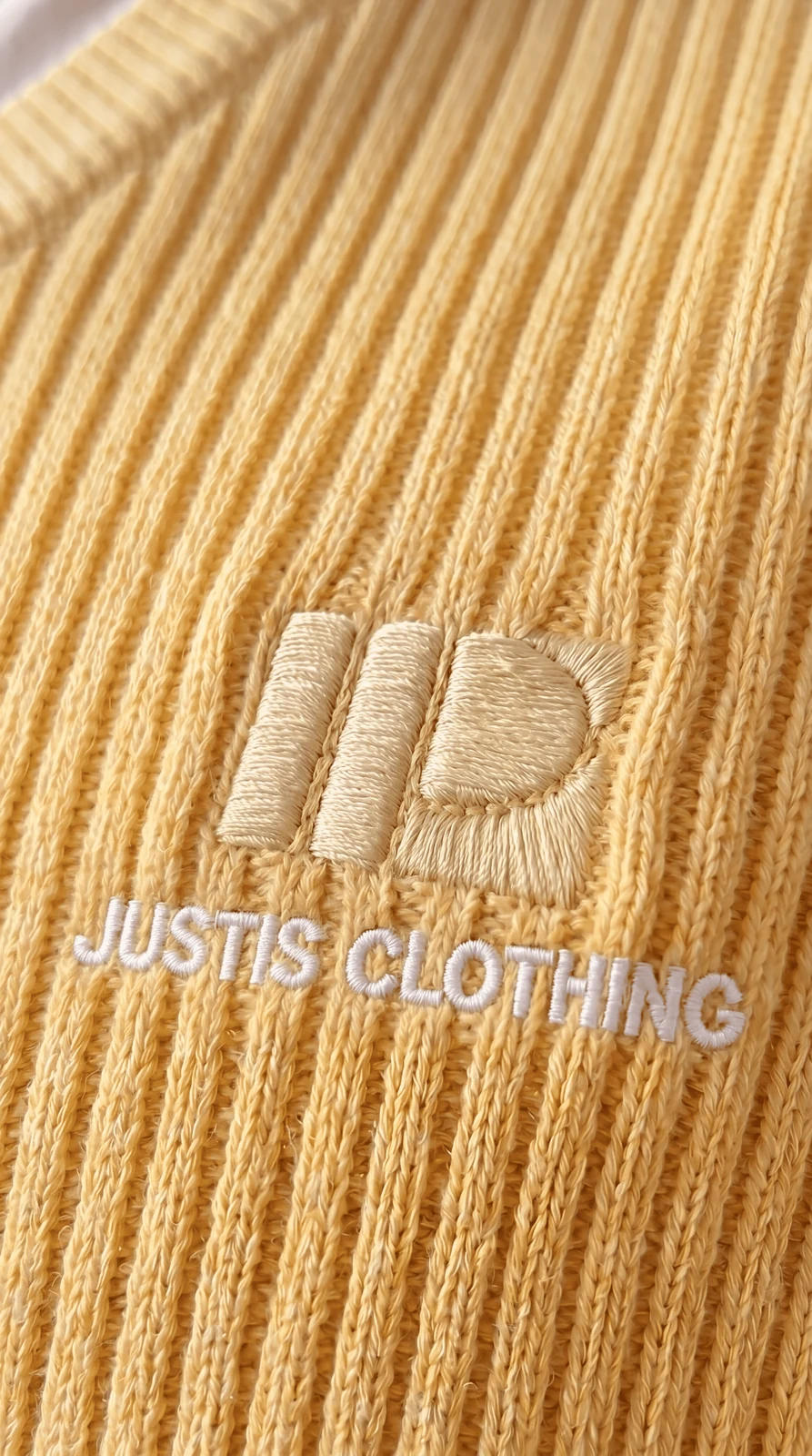 Trui met geborduurd logo